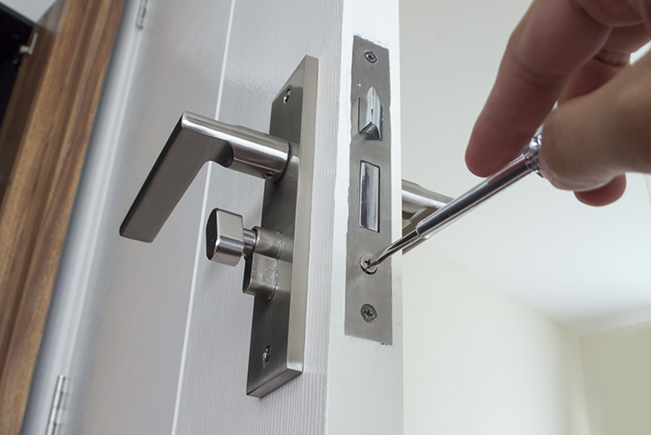 Our local locksmiths are able to repair and install door locks for properties in West Norwood and the local area.